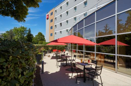 ibis Archamps Porte de Genève - Housity