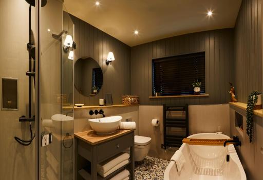 The Plough, Scalby - Housity