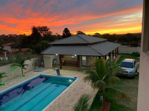 Casa com Piscina e Sala de Jogos em Araçoiaba da Serra/SP - Housity