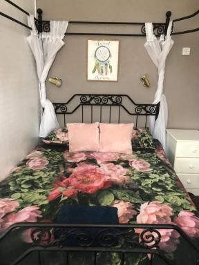 Melrose Hotel - Housity