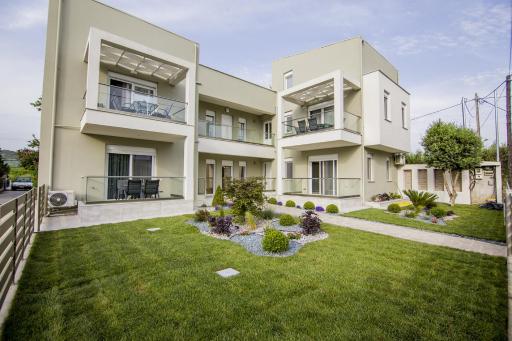 Beach Armonia Resort - Housity