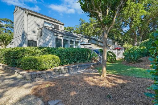 Twin Oaks Villas - Housity