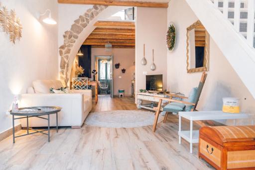 Cafiero House Catania Downtown by Sicily in Home - Housity