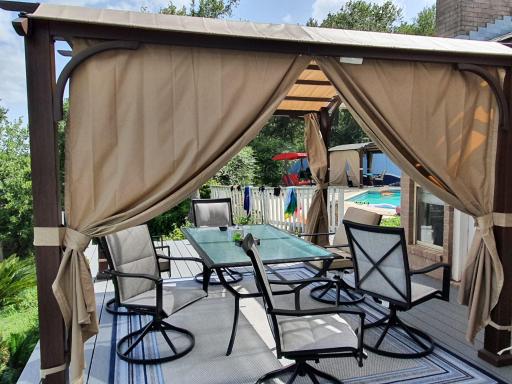 Hilltop Hacienda - Housity