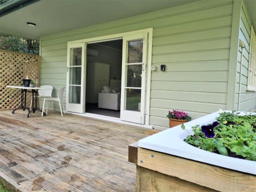 Pyes Pa Studio - Housity