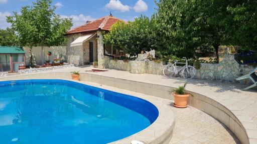 Vila Trska - Housity