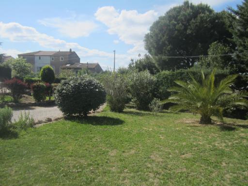 studio avec piscine sur 3000 mètres de terrain - Housity