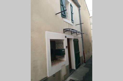 Petite maisonnette d'environ 25m2 tout confort - Housity