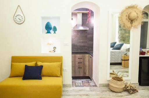 Plebiscito House - Casa Vacanze Napoli - Housity