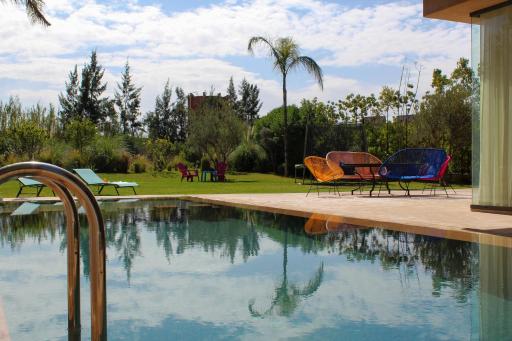 SOMPTUEUSE VILLA PISCINE chauffée et jacuzzi ARGAN GOLF- FIBRE OPTIQUE - NETFLIX - GOUVERANTE - Housity