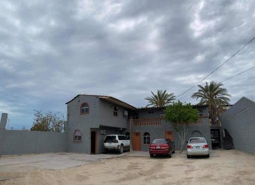 Orange condo - Housity