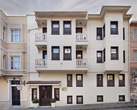 Hotel Sari Konak - Housity