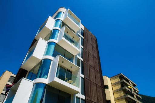 Flat Iron Apartments by Quokka 360 - modern building 5 min from the centre of Lugano - Housity