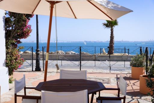 Apartamentos Homing Puerto Sherry - Hizvo