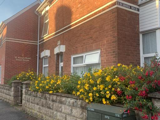 St Anne's Road Guest House - Housity