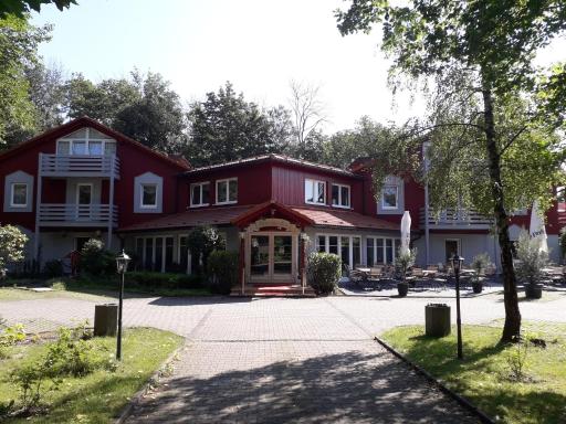 Hotel Rosengarten Leipzig-Naunhof - Housity