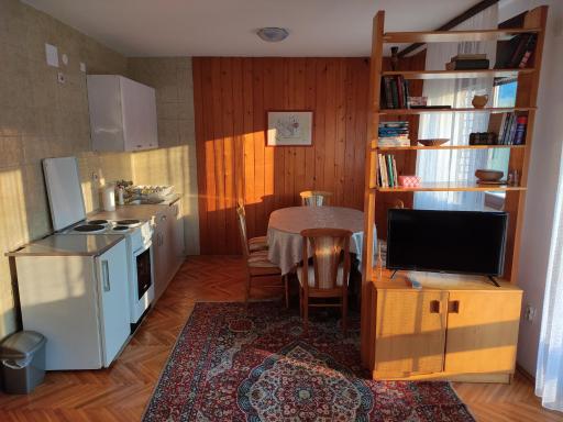 Dekina Kuća - Housity