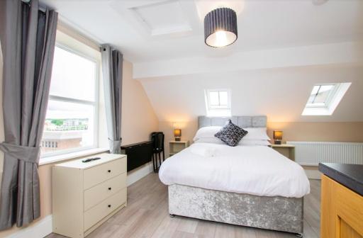 Quay 8 - Housity