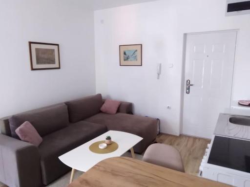 Mira - Housity