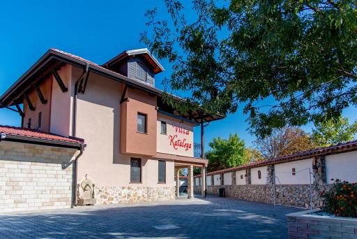 Villa kataleya 47 vila kataleia pavel bania - Housity