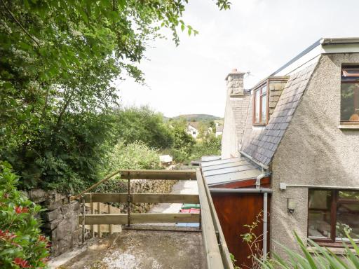 Wood End - Housity