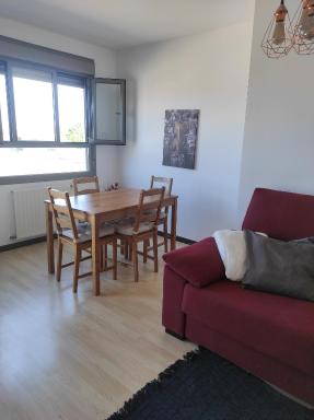 acogedor y luminoso apartamento de 2 habitaciones cerca del aeropuerto - Housity