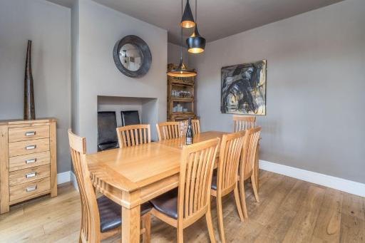 9 The Townhouse - Housity