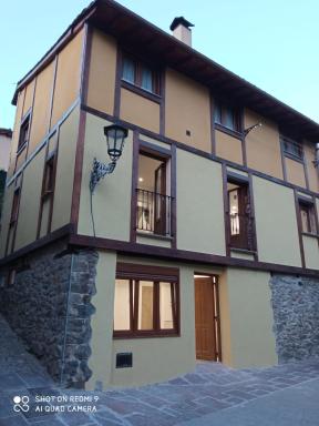 La Riega - Housity