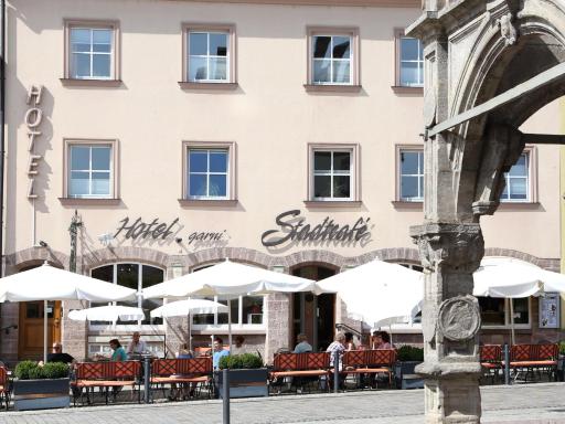 Stadtcafé Hotel garni - Housity