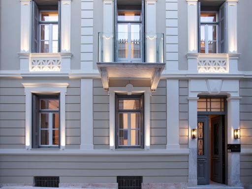 Kinglin Luxury Living - Housity