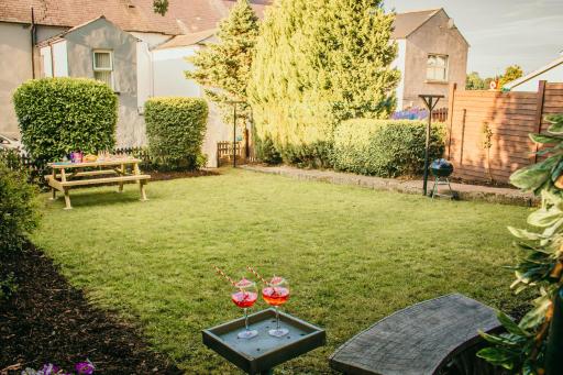 The Rose Luxury Self Catering Accommodation - Housity