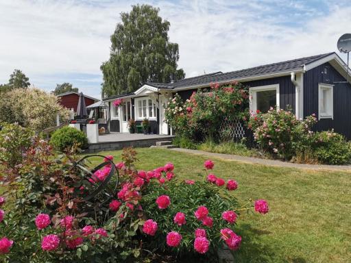 Trummenäs Golf/Bad/Restaurang - Housity