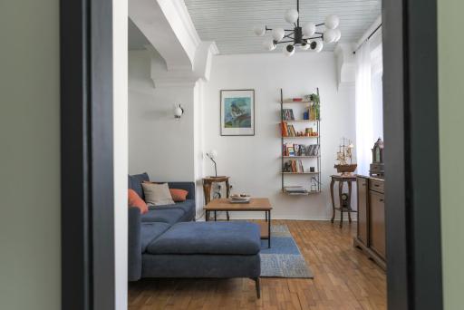 Cozy 2-Bedrooom Apartment with Yard - Hizvo