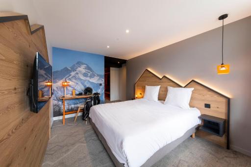 Hotel Base Camp Lodge - Les 2 Alpes - Housity