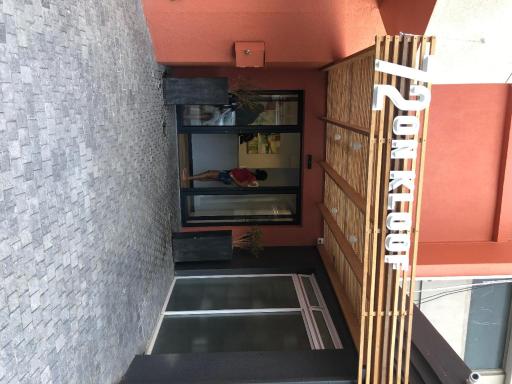 72 on Kloof - Housity