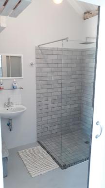 Diamond Divers Accomadation - Housity