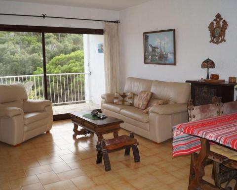 House - 2 Bedrooms with Sea views young people group not allowed - 07088 - Housity