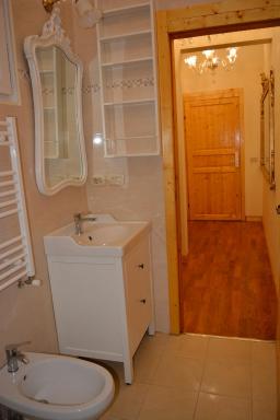 Rome Lucia Apartment - Housity
