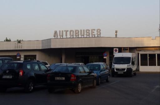 Estación Bus Rooms - Housity