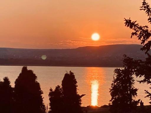 SunSet Beach Apartman - Housity