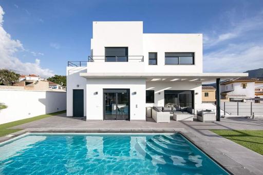 La Casa en el Valle, 5 bedroom villa with private pool - Housity