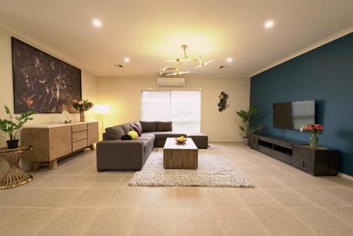 6 Bedrooms & 4 Bathrooms Big House for Big Group - Housity