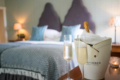 High Force Hotel - Housity