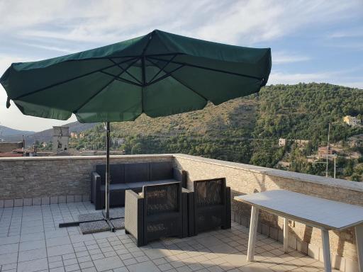 Tivoli Medieval House - Housity