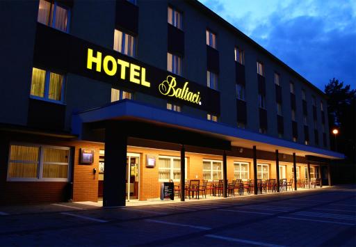 Hotel Baltaci U Náhonu - Housity