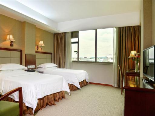 Vienna Hotel Meizhou railway station - Housity