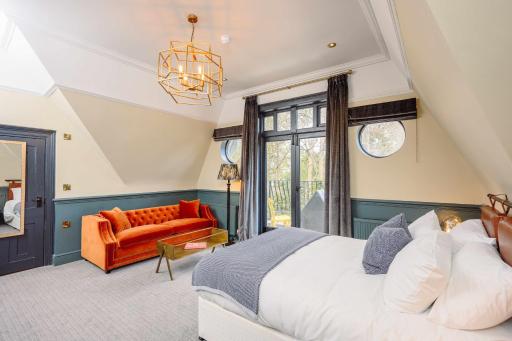 Brewhouse and Kitchen - Housity