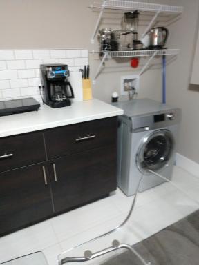 adorable one bedroom basement suite - Housity