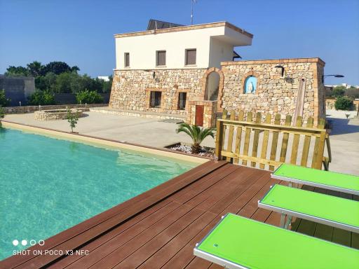 4 bedrooms villa with private pool and enclosed garden at Castrignano del Capo - Housity