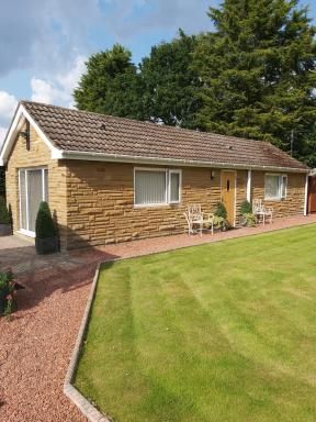 Oaktree Lodge - Housity